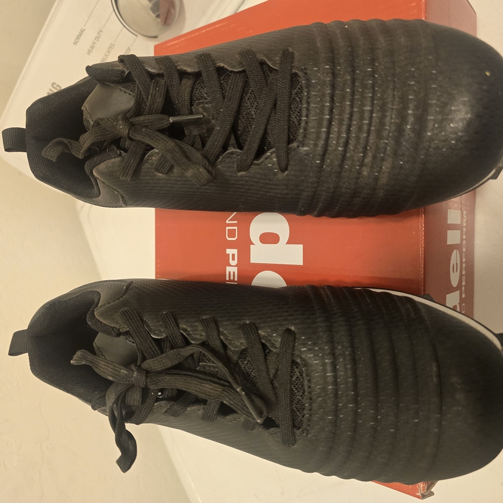 Riddell Edge Low Men's Black Sports Shoes